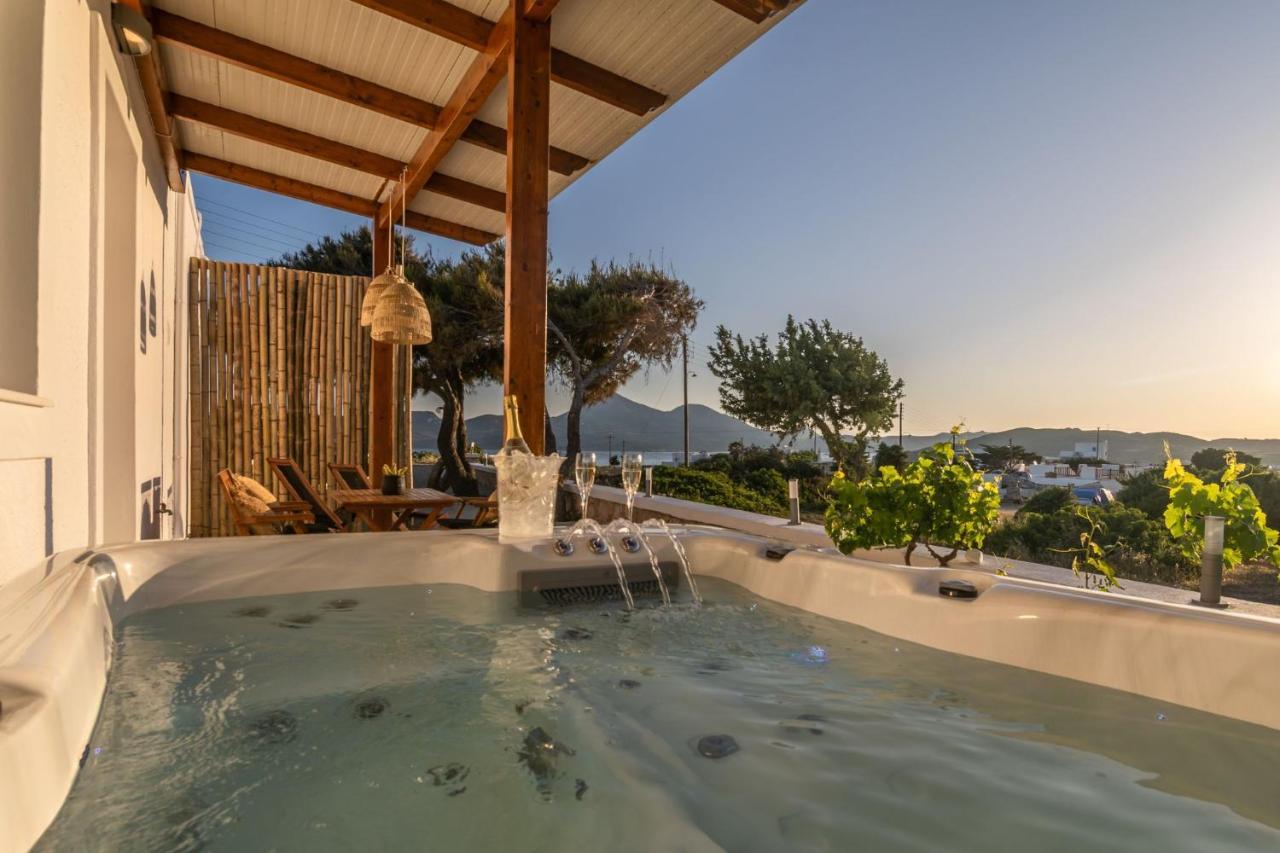 Kallia'S Suites Milos Adámas Extérieur photo
